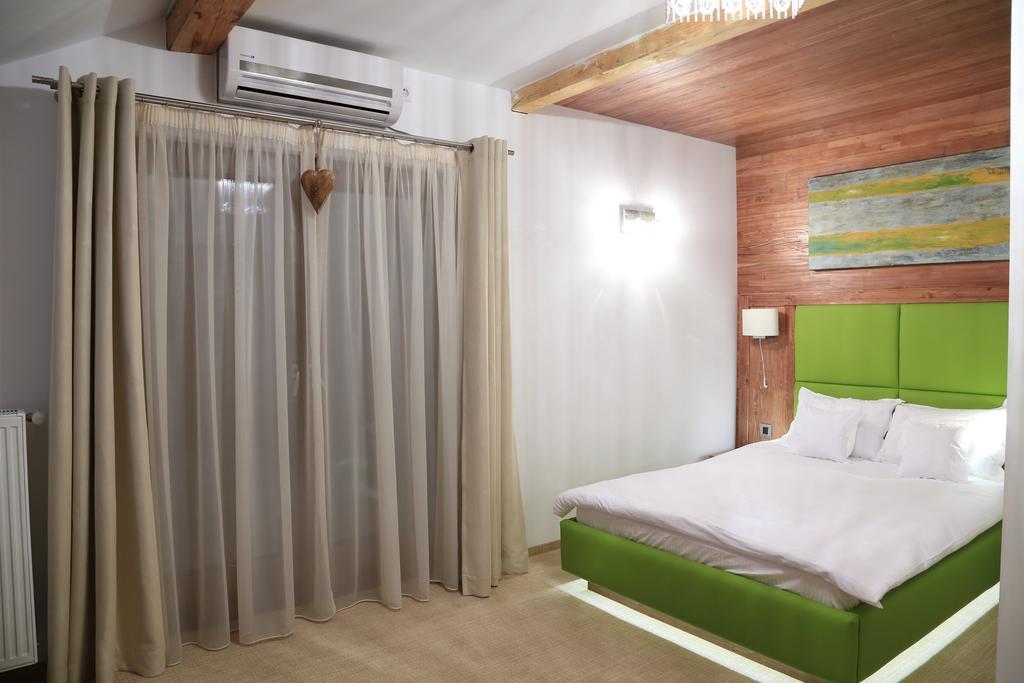 La Monitori Hotel Sinaia Room photo